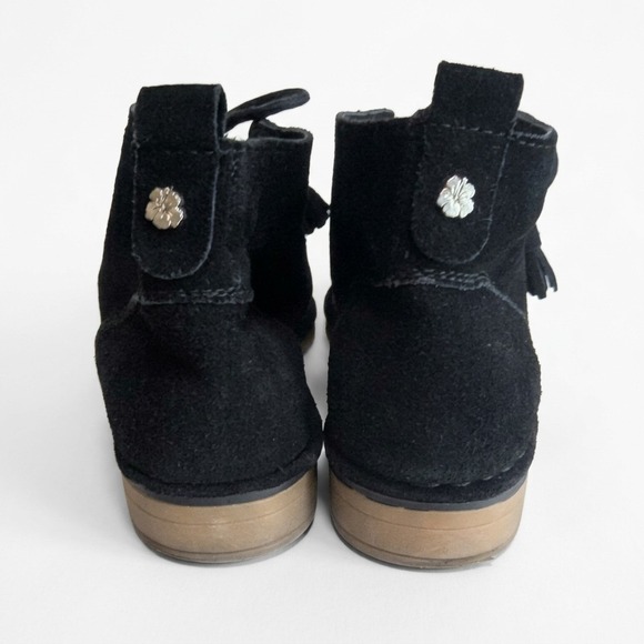Tommy Bahama Evert Black Suede Booties, Tassel Laces, Rubber Soles, Size 7.5 - Picture 6 of 6